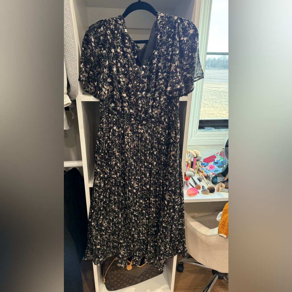 Maxi Dress - Picture 3 of 5